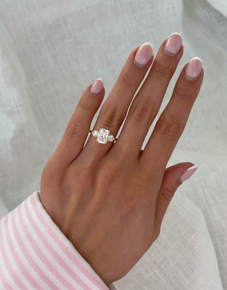 Sparkle & Shine: 8+ Hottest Engagement Ring Trends of 2025